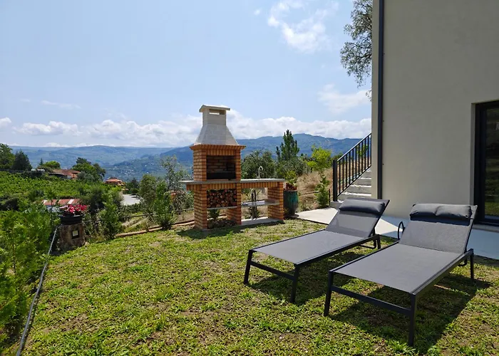 Casa Da Milinha - With A Pool Near Rio Douro *